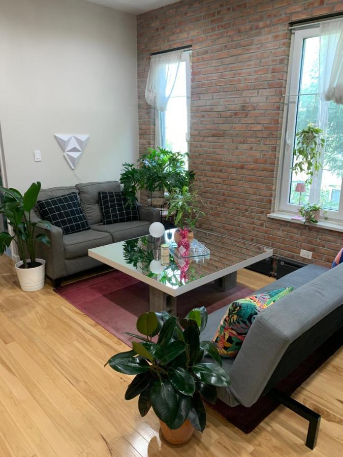 Urban Jungle Oasis In Queens! Appartamento New York Esterno foto